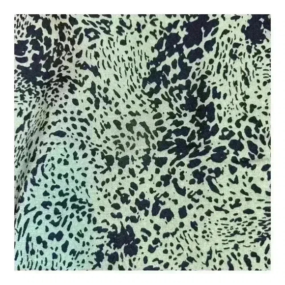 Ophelia Roe Blouse L green black animal print 1 button back Rouched Puff Sleeve - Picture 6 of 8
